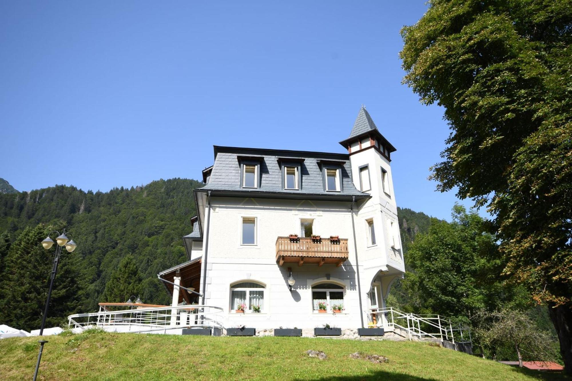 Hotel Saisera Valbruna Exterior foto